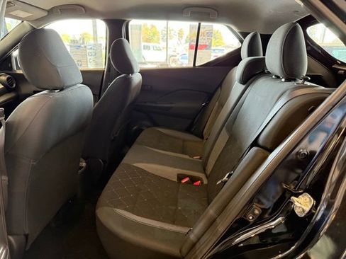 Used 2020 Nissan Kicks S image 22