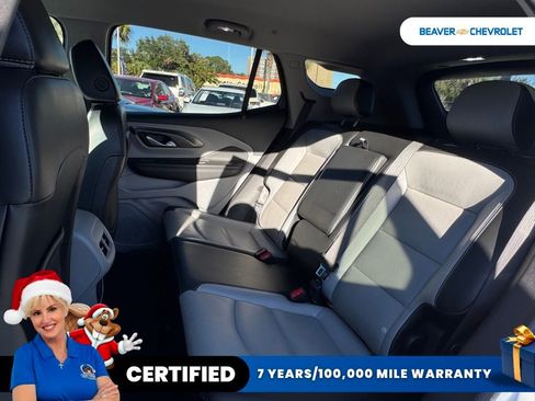 Used 2023 GMC Terrain SLT image 14