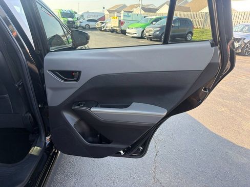 Used 2025 Subaru Crosstrek 2.5i Sport AWD/4WD image 50