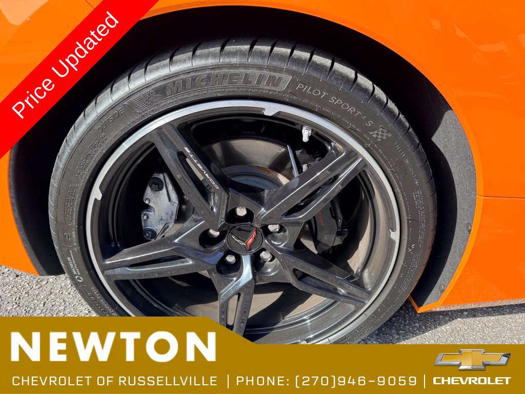 Used 2024 Chevrolet Corvette Stingray Preferred Conv w/ Z51 Performance Package RWD image 30