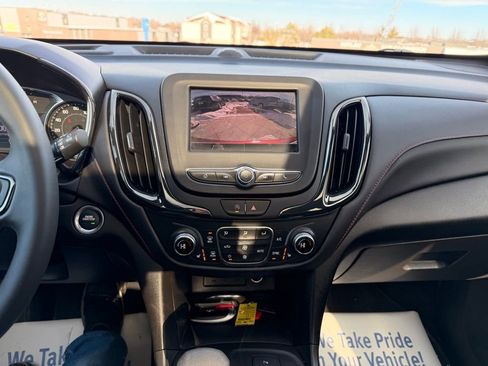 Used 2023 Chevrolet Equinox RS image 22