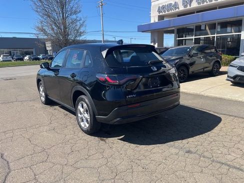 Used 2024 Honda HR-V LX image 11