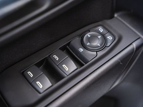 Used 2022 Chevrolet Silverado 1500 Custom AWD/4WD image 41