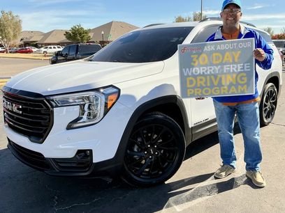 Used 2024 GMC Terrain SLT w/ Infotainment Package II