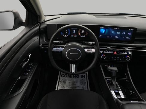 Used 2025 Hyundai Tucson SEL image 13