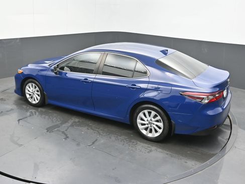 Used 2023 Toyota Camry LE FWD image 37