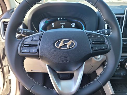 New 2026 Hyundai Venue SEL FWD image 20
