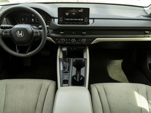 Certified 2024 Honda Accord EX image 26