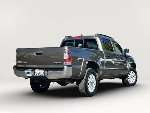 Used 2012 Toyota Tacoma 4x4 Double Cab w/ SR5 Pkg image 10
