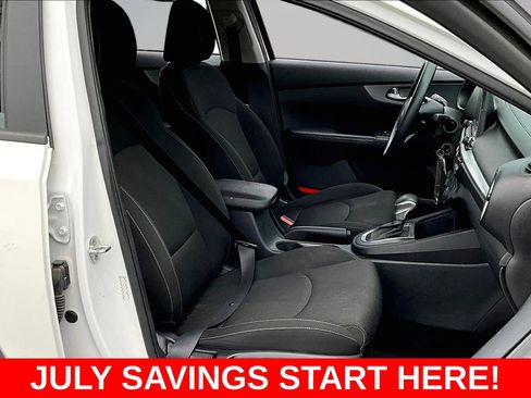 Used 2021 Kia Forte LXS FWD image 27