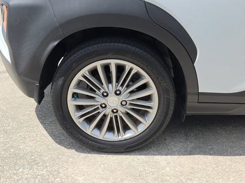 Used 2020 Hyundai Kona SEL FWD image 5