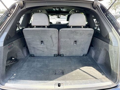 Used 2018 Audi Q7 3.0T Premium Plus w/ Premium Plus Package image 29