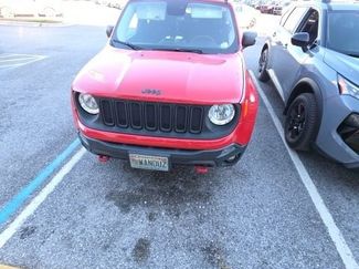 Used 2016 Jeep Renegade Trailhawk video 1