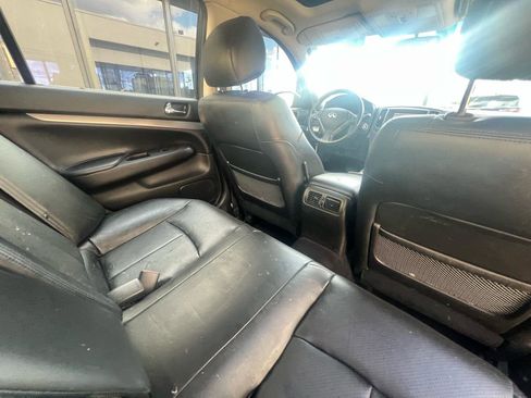 Used 2010 INFINITI G37 Journey w/ Premium Pkg image 31