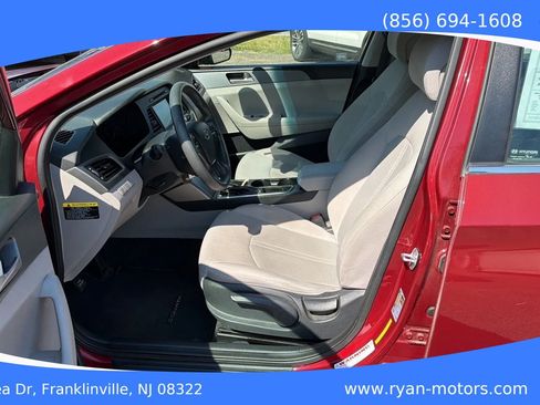 Used 2016 Hyundai Sonata SE FWD image 15