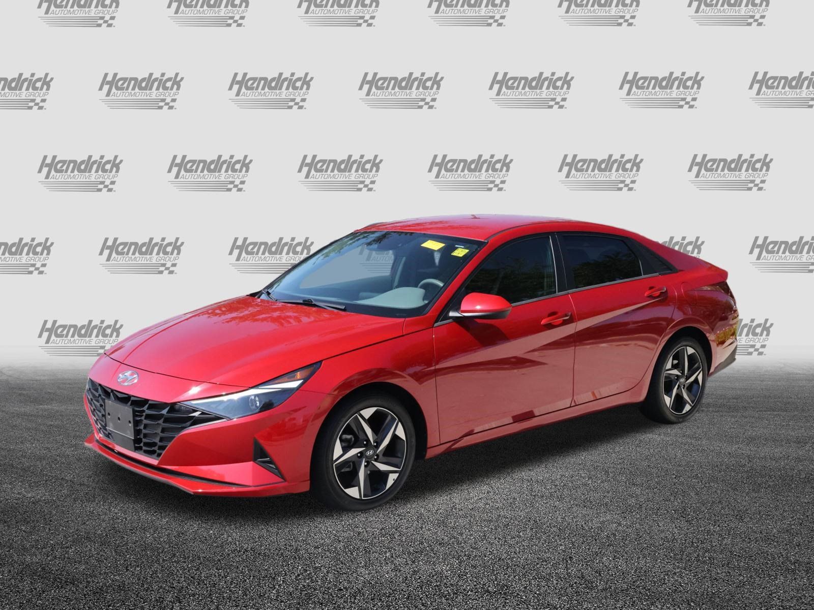 Used 2023 Hyundai Elantra SEL w/ Convenience Package FWD image 5