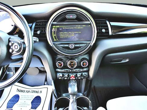 Used 2016 MINI Cooper S image 13