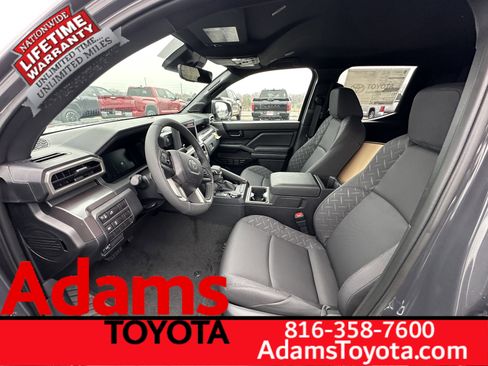 Used 2026 Toyota Tacoma SR5 image 5