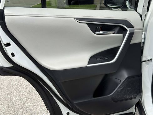 Used 2022 Toyota RAV4 Limited w/ Limited Grade Weather Package FWD image 10