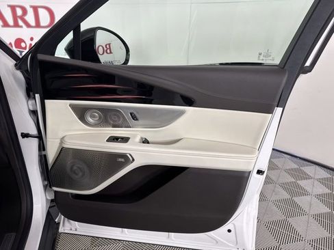 New 2026 Lincoln Nautilus Black Label image 22