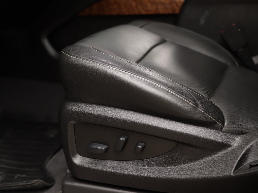 Used 2019 Chevrolet Tahoe Premier AWD/4WD image 23