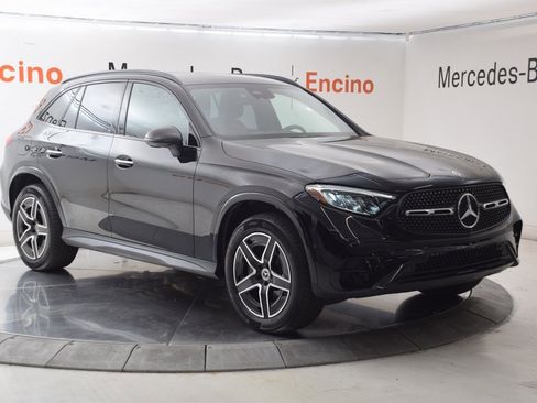 Certified 2024 Mercedes-Benz GLC 300 image 8