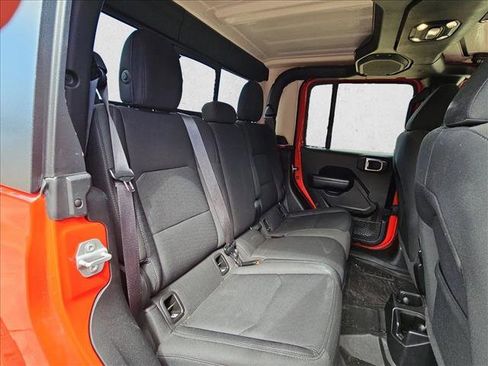 Used 2021 Jeep Gladiator Sport image 20