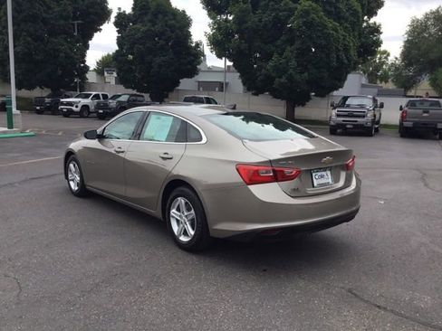 Used 2024 Chevrolet Malibu LS image 5