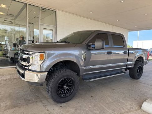 Used 2021 Ford F250 XL w/ STX Appearance Package AWD/4WD image 5