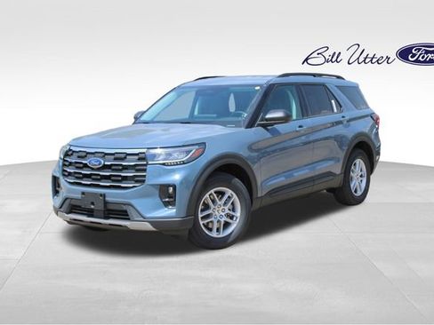 New 2026 Ford Explorer Active w/ Active Comfort Package RWD image 1