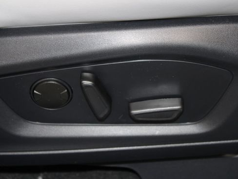 New 2026 Ford Explorer Active w/ Active Comfort Package RWD image 27