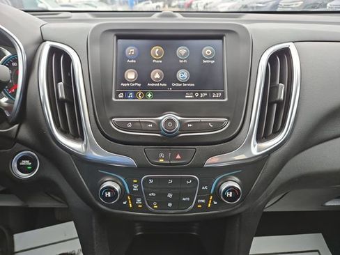 Used 2024 Chevrolet Equinox LT image 23