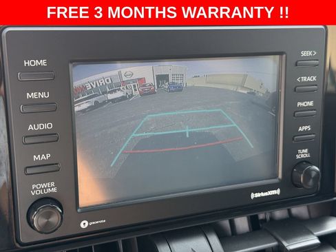 Used 2020 Toyota RAV4 XLE AWD/4WD image 18
