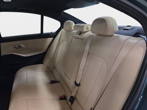 Used 2020 BMW 330i Sedan w/ Convenience Package image 14