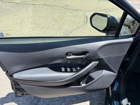 Used 2021 Toyota Corolla SE w/ Carpet Mat Package (TMS) FWD image 9