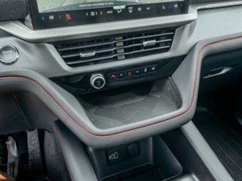 New 2026 Ford Explorer ST-Line image 85