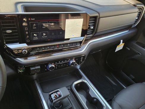 New 2026 GMC Sierra 1500 Elevation w/ Elevation Premium Package image 8