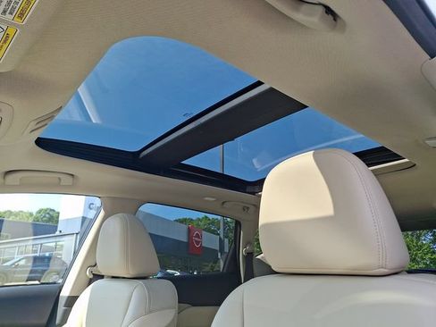 Used 2023 Nissan Murano SL w/ SL Moonroof Package AWD/4WD image 15
