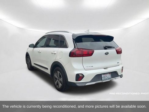 Used 2020 Kia Niro LX FWD image 8