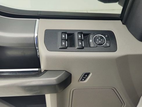 Used 2016 Ford F150 XLT w/ Equipment Group 302A Luxury RWD image 22