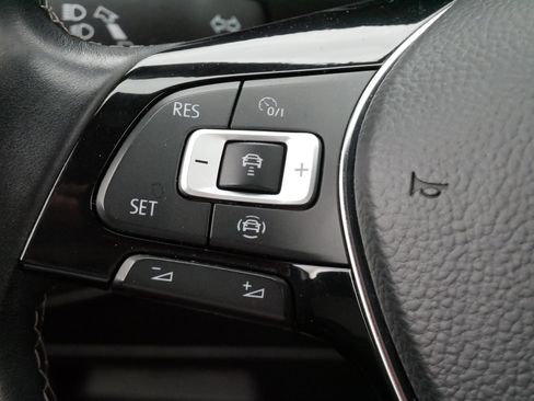 Used 2021 Volkswagen Tiguan SEL Premium R-Line AWD/4WD image 24