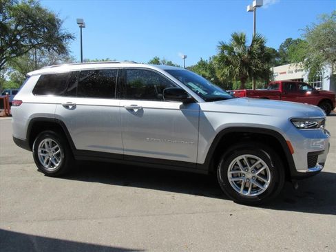 New 2026 Jeep Grand Cherokee L 4WD image 2
