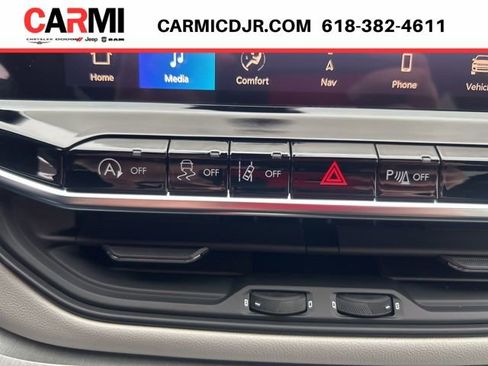 New 2026 Jeep Compass Limited w/ Sun, Sound & Navigation Group image 24