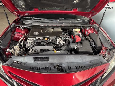 Used 2018 Toyota Camry SE FWD image 41