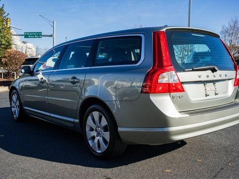 Used 2008 Volvo V70 image 6