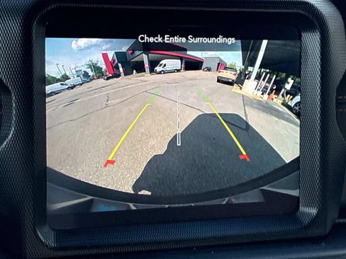 Used 2022 Jeep Wrangler Unlimited Sahara AWD/4WD image 41