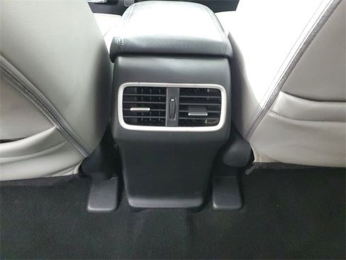 Used 2016 Honda CR-V EX-L image 14