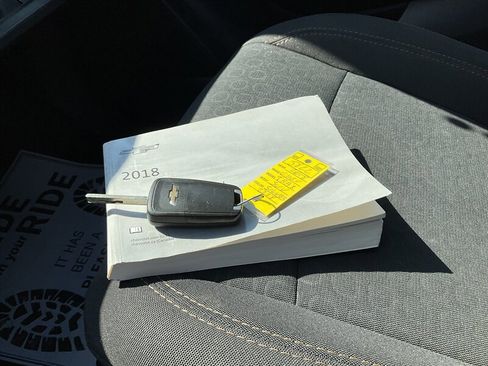 Used 2018 Chevrolet Trax LS image 18