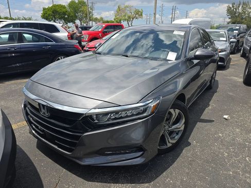 Used 2019 Honda Accord EX image 1