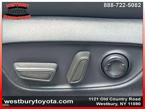 Used 2025 Toyota RAV4 Limited w/ Advanced Technology Package AWD/4WD image 21